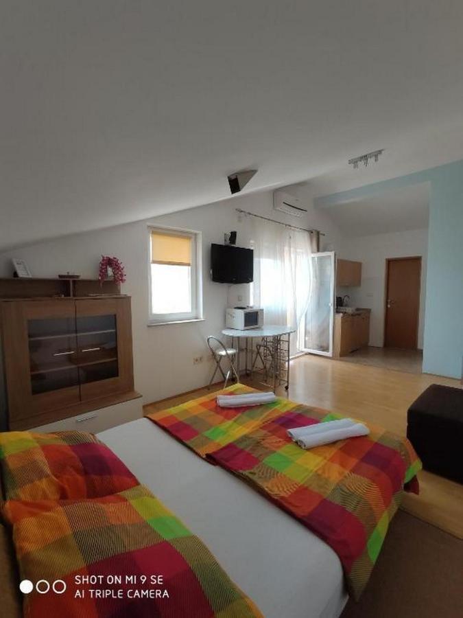 Apartments Vala Vinišće Εξωτερικό φωτογραφία